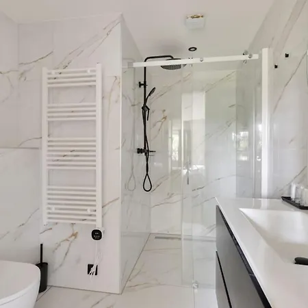 - Apeldoorn Met Jacuzzi Guest house