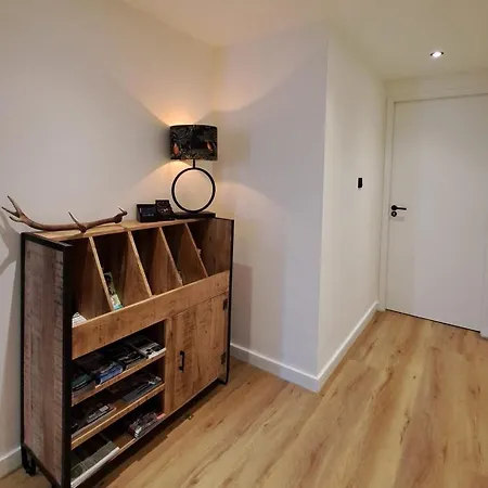 - Apeldoorn Met Jacuzzi Pensión Wenum