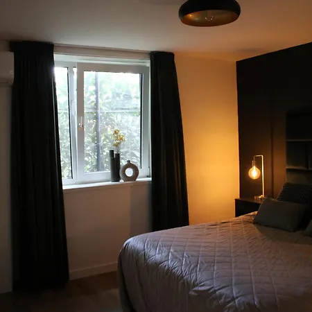 - Apeldoorn Met Jacuzzi 4* Wenum