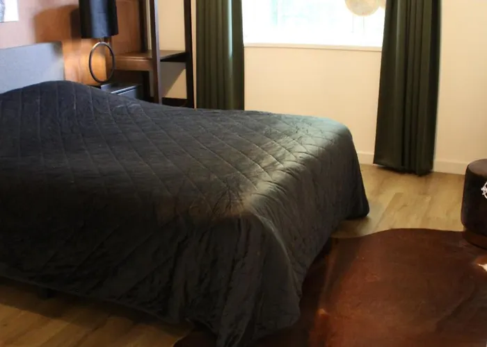 - Apeldoorn Met Jacuzzi Guest house